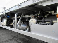 三菱ふそうファイターアルミウイング中型（4t）[写真16]