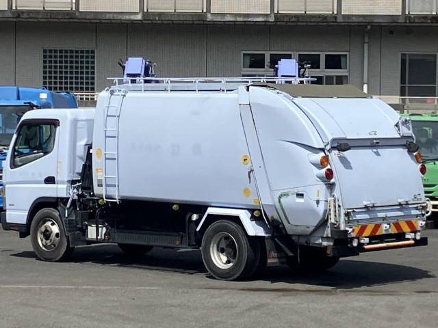 三菱ふそうキャンターパッカー車（塵芥車）小型（2t・3t）[写真02]