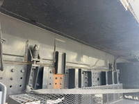 三菱ふそうキャンターパッカー車（塵芥車）小型（2t・3t）[写真21]