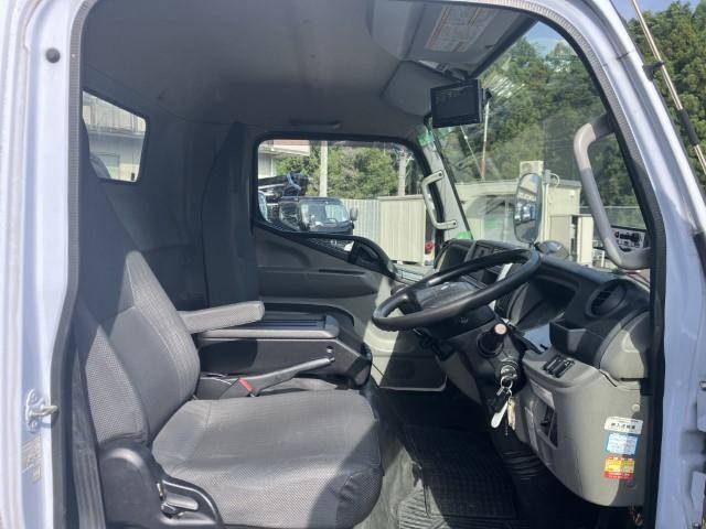 三菱ふそうキャンターパッカー車（塵芥車）小型（2t・3t）[写真30]