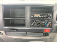 いすゞエルフ高所作業車小型（2t・3t）[写真38]