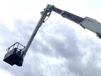 いすゞエルフ高所作業車小型（2t・3t）[写真06]