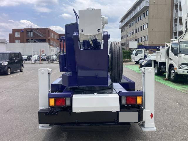 いすゞエルフ高所作業車小型（2t・3t）[写真09]