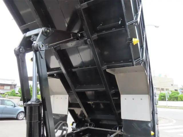 日野レンジャー深ダンプ（土砂禁ダンプ）中型（4t）[写真39]