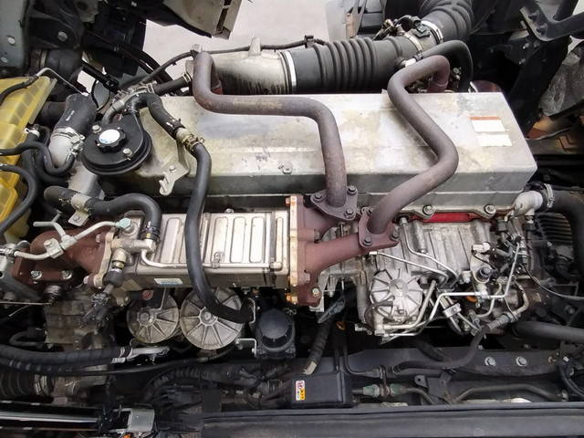 日野プロフィアトレーラーヘッド（トラクターヘッド）大型（10t）[写真11]