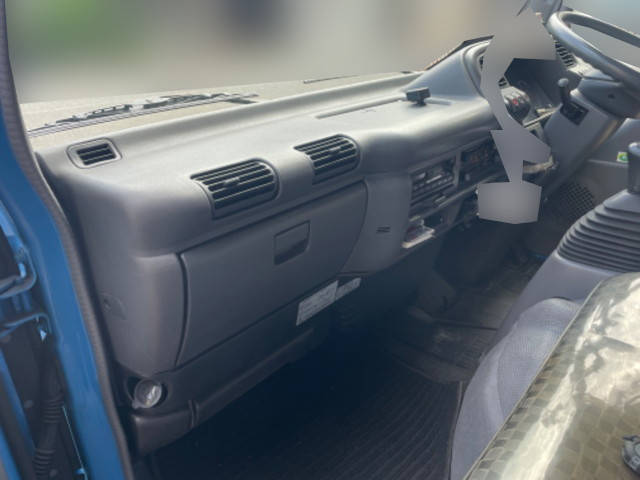 いすゞエルフ平ボディ小型（2t・3t）[写真27]