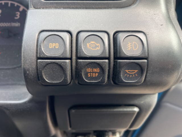 いすゞエルフ平ボディ小型（2t・3t）[写真35]