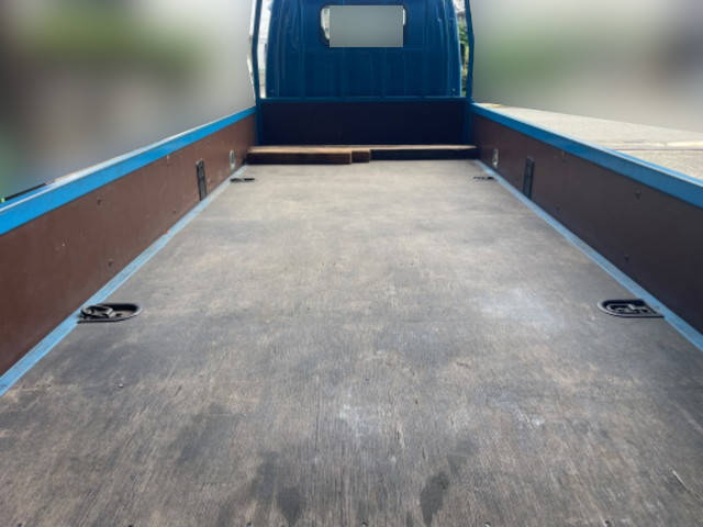 いすゞエルフ平ボディ小型（2t・3t）[写真09]