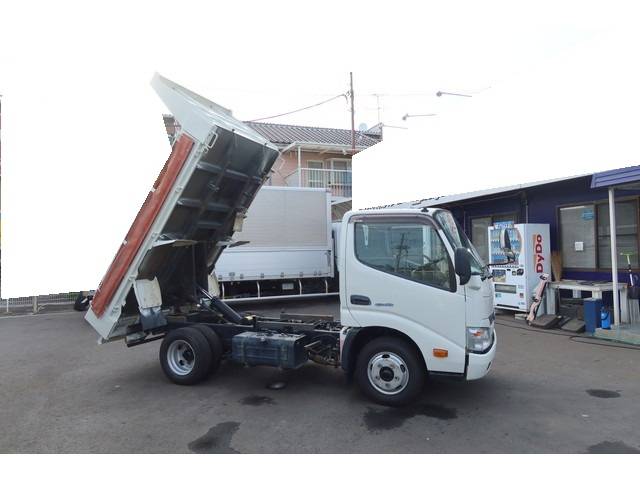日野デュトロダンプ小型（2t・3t）[写真03]