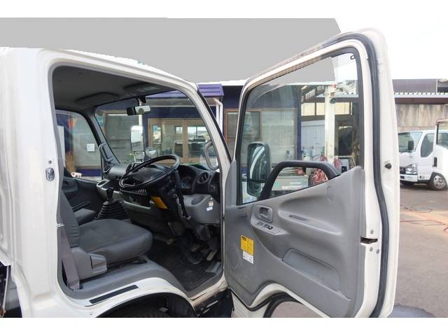 日野デュトロダンプ小型（2t・3t）[写真32]