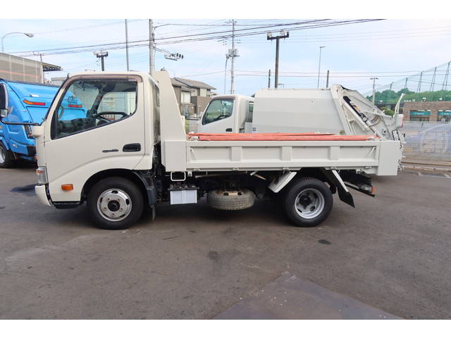 日野デュトロダンプ小型（2t・3t）[写真05]