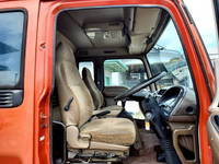 いすゞフォワードセーフティローダー増トン（6t・8t）[写真14]