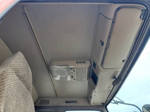 いすゞフォワードセーフティローダー増トン（6t・8t）[写真15]