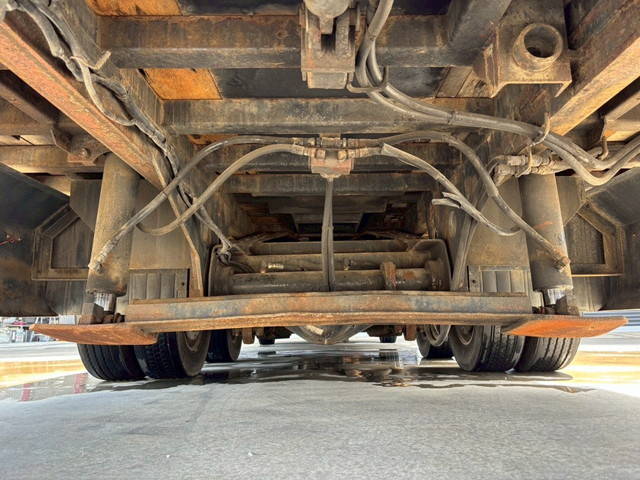 いすゞフォワードセーフティローダー増トン（6t・8t）[写真18]