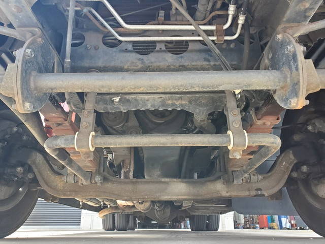 いすゞフォワードセーフティローダー増トン（6t・8t）[写真19]