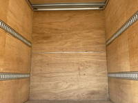 いすゞエルフアルミバン小型（2t・3t）[写真11]