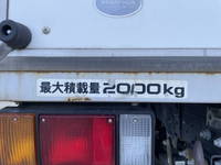 いすゞエルフアルミバン小型（2t・3t）[写真16]