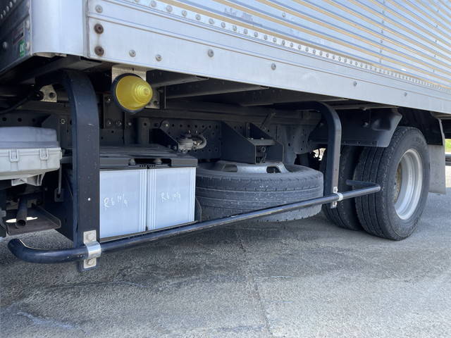 いすゞエルフアルミバン小型（2t・3t）[写真19]