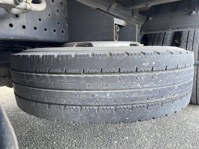 いすゞエルフアルミバン小型（2t・3t）[写真21]