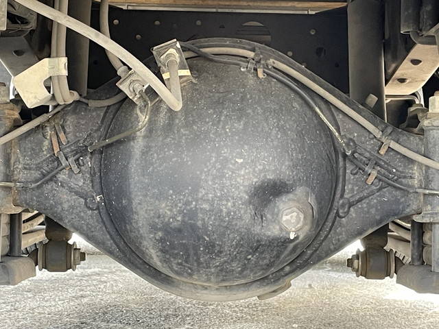 いすゞエルフアルミバン小型（2t・3t）[写真24]