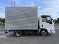 いすゞエルフアルミバン小型（2t・3t）[写真06]