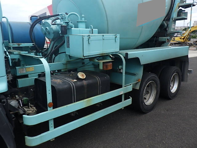 日野レンジャーミキサー車（コンクリートミキサー）増トン（6t・8t）[写真10]