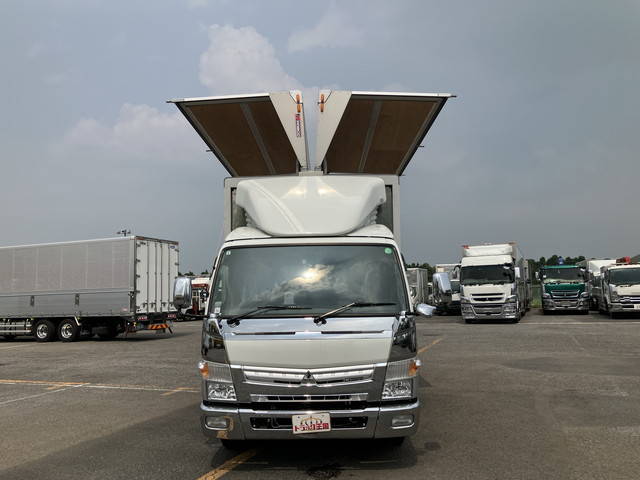 三菱ふそうキャンターアルミウイング小型（2t・3t）[写真11]