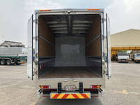 三菱ふそうキャンターアルミウイング小型（2t・3t）[写真16]