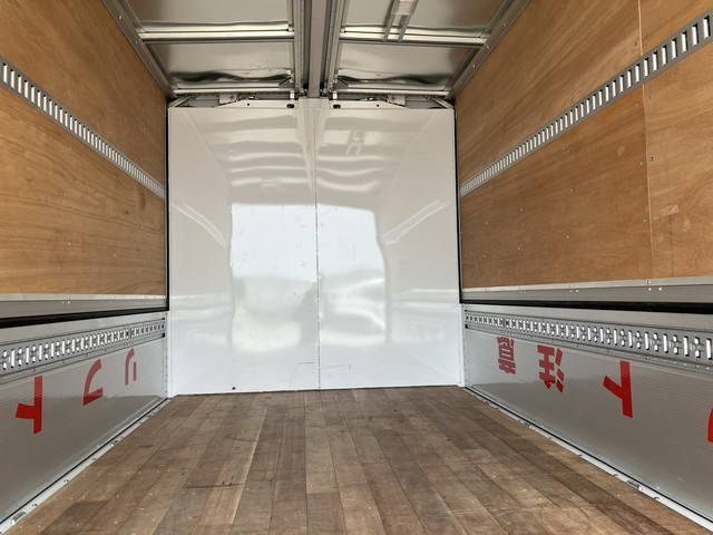 三菱ふそうキャンターアルミウイング小型（2t・3t）[写真17]