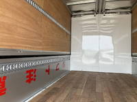 三菱ふそうキャンターアルミウイング小型（2t・3t）[写真18]