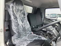 三菱ふそうキャンターアルミウイング小型（2t・3t）[写真34]