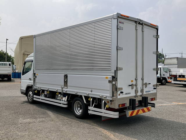 三菱ふそうキャンターアルミウイング小型（2t・3t）[写真04]