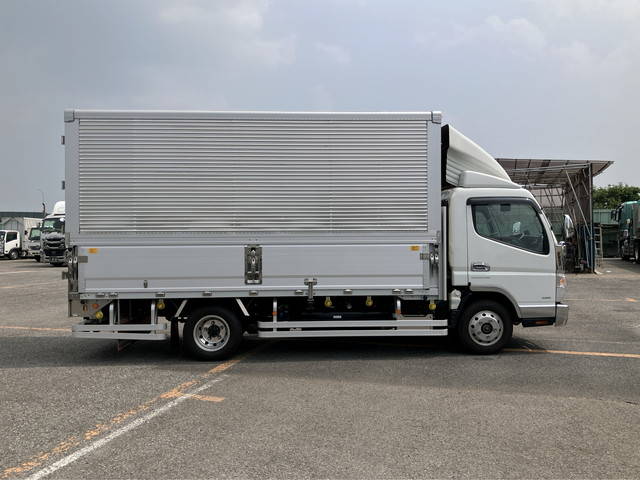 三菱ふそうキャンターアルミウイング小型（2t・3t）[写真06]
