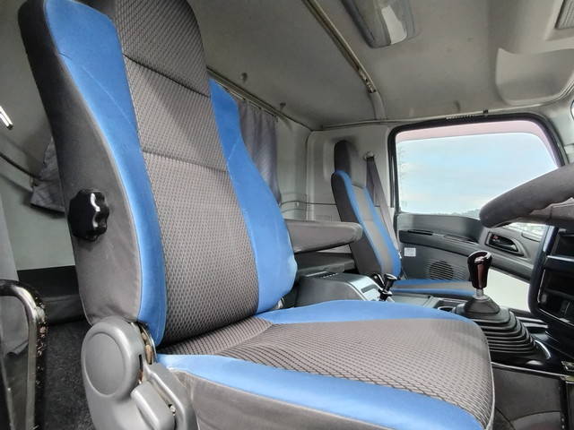 いすゞギガダンプ大型（10t）[写真21]