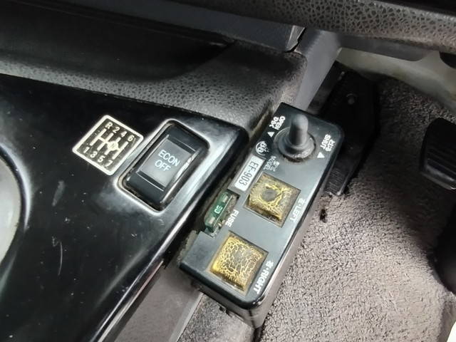 いすゞギガダンプ大型（10t）[写真27]