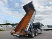 いすゞギガダンプ大型（10t）[写真02]