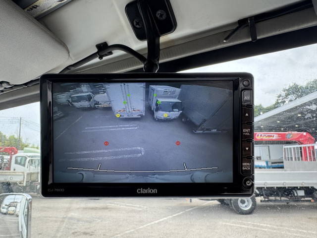 いすゞエルフ冷凍車（冷蔵車）小型（2t・3t）[写真24]