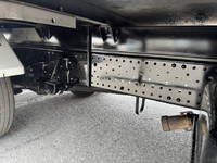 いすゞエルフ冷凍車（冷蔵車）小型（2t・3t）[写真36]