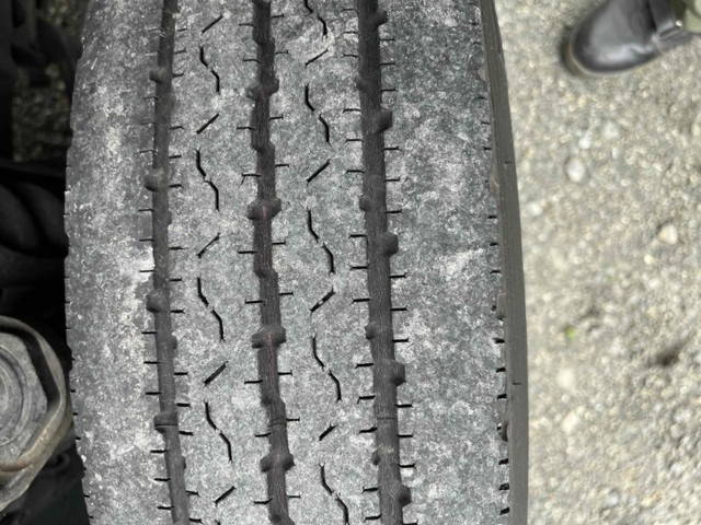 いすゞエルフアルミバン小型（2t・3t）[写真25]