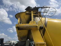 日野レンジャーミキサー車（コンクリートミキサー）中型（4t）[写真12]