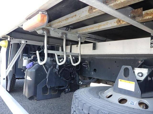 日野レンジャー冷凍車（冷蔵車）中型（4t）[写真15]