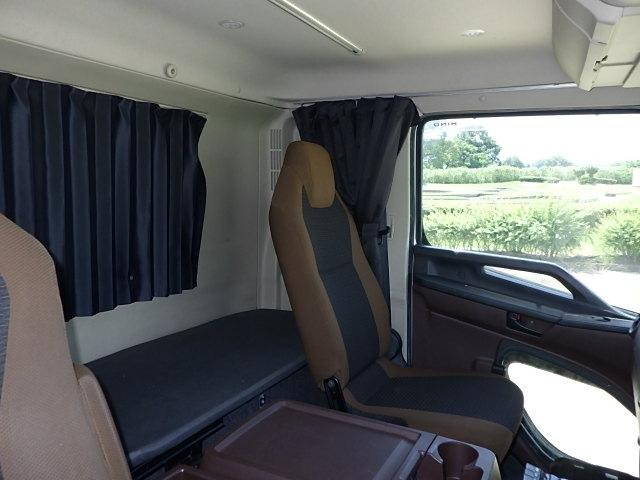 日野レンジャー冷凍車（冷蔵車）中型（4t）[写真24]