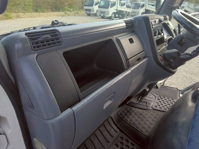 三菱ふそうキャンターダンプ小型（2t・3t）[写真24]