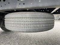 いすゞエルフアルミバン小型（2t・3t）[写真20]