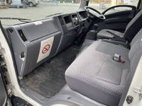 いすゞエルフアルミバン小型（2t・3t）[写真30]