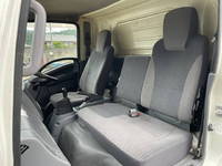 いすゞエルフアルミバン小型（2t・3t）[写真31]