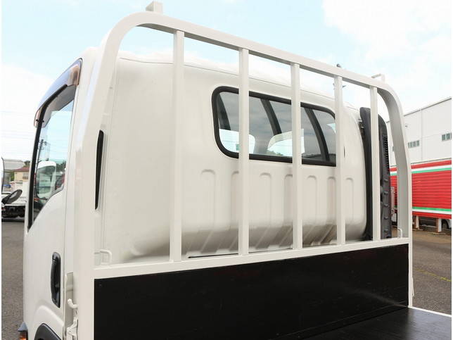 いすゞエルフ平ボディ小型（2t・3t）[写真16]