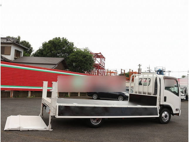 いすゞエルフ平ボディ小型（2t・3t）[写真18]