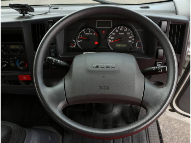 いすゞエルフ平ボディ小型（2t・3t）[写真30]