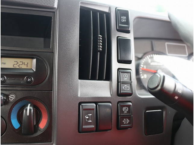 いすゞエルフ平ボディ小型（2t・3t）[写真34]